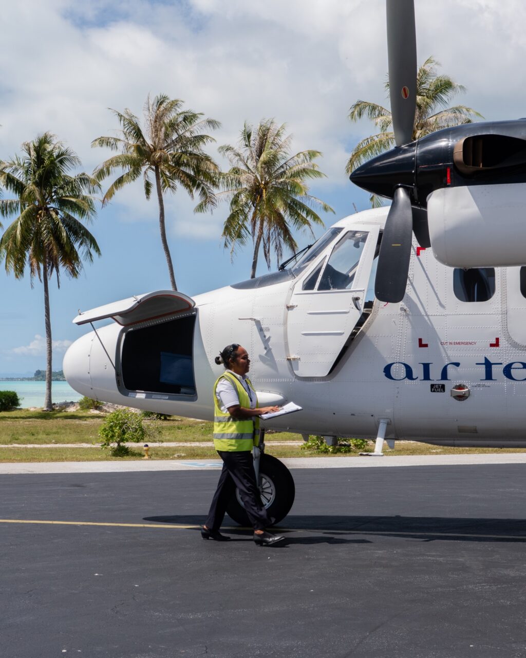 Instagram post from airtetiaroa. This post is in position 2.