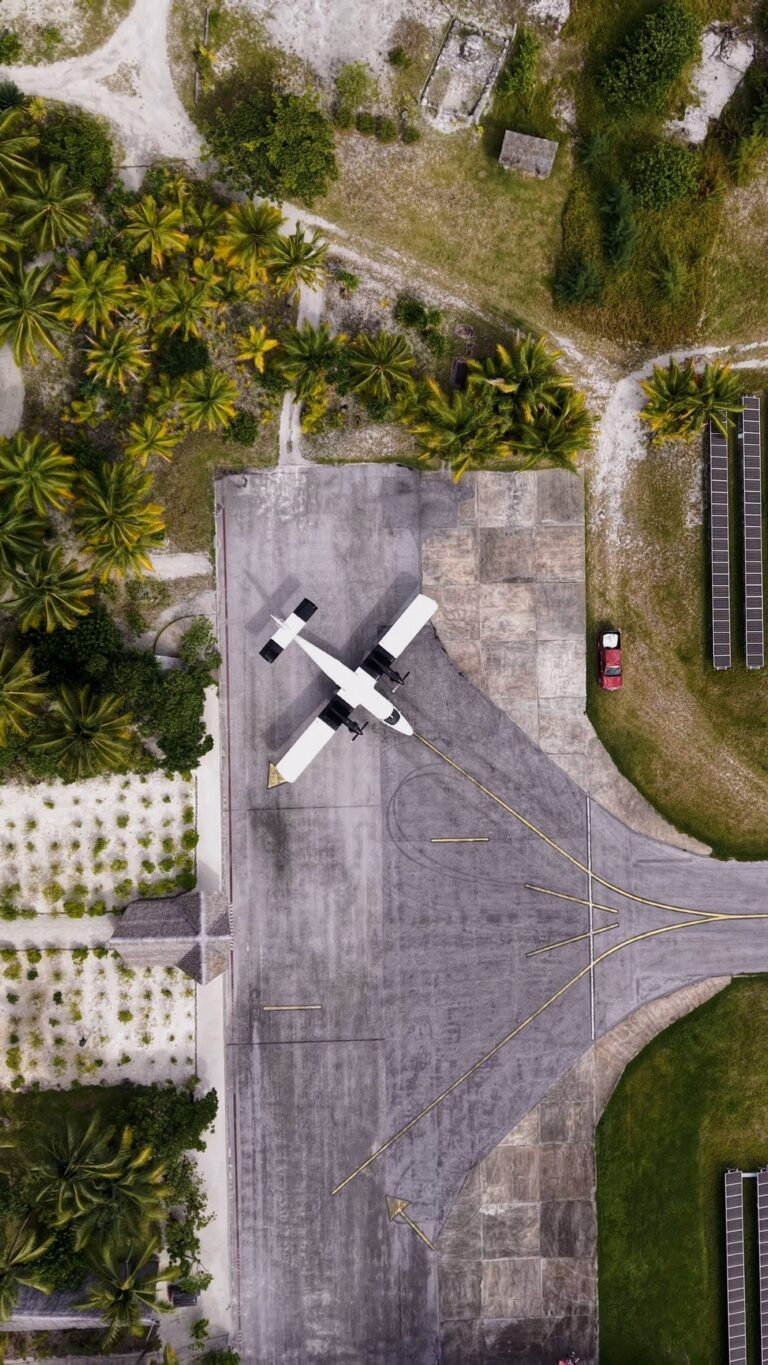 Instagram post from airtetiaroa. This post is in position 3.